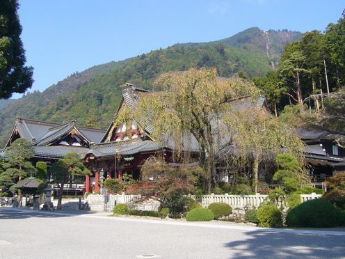 日蓮宗　総本山　身延山　妙法華院　久遠寺.jpg